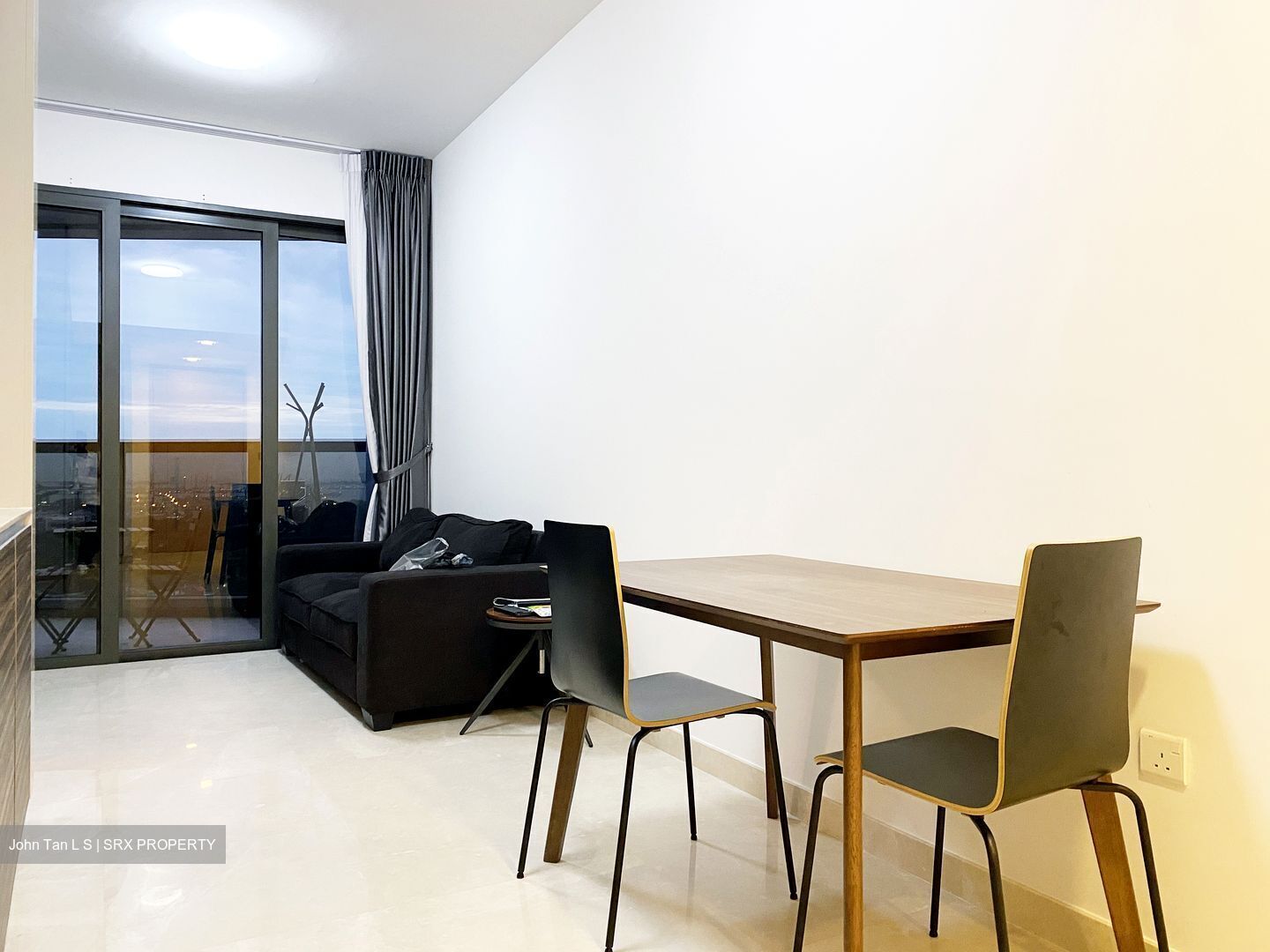 Commonwealth Towers (D3), Condominium #626422571